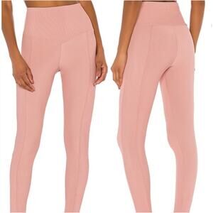 Onzie Sweetheart Midi Legging in Antique Rose Size M/L